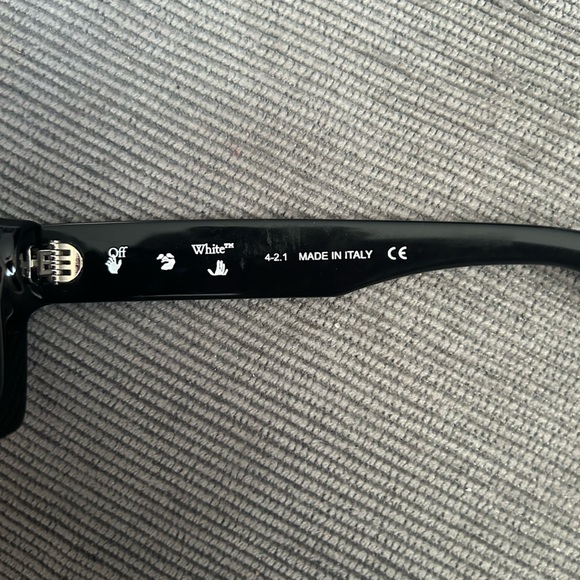 Off white sunglasses - Picture 6 of 6